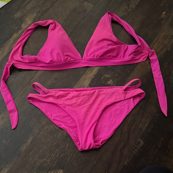 BECCA Fuchsia Bikini Set - Picture 1 of 4